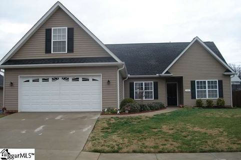 140 Lauren Wood Circle sold home in Lauren Woods, Taylors, SC