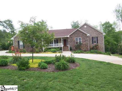 307 Shadowmere Drive