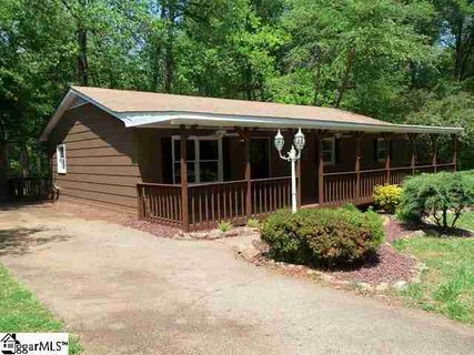 121 Forestview Dr
