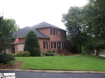 303 Ledgewood Way