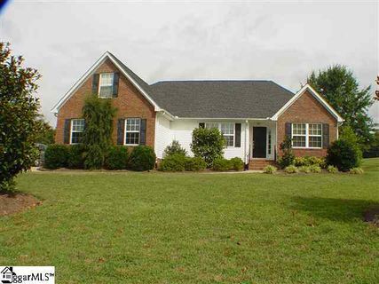 106 Shore View Court sold home in Waters Edge, Taylors, SC