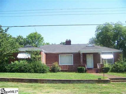 104 Highlawn Ave.