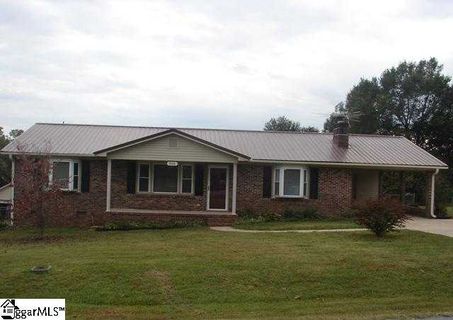 206 Bentwood Drive