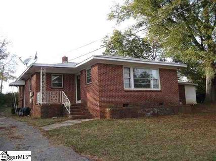 174 Oakvale Drive sold home in Oakvale Terrace, Piedmont, SC