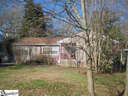 17 Forestdale Drive