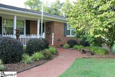 111 Magnolia Avenue