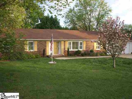 11 Queensbury Drive