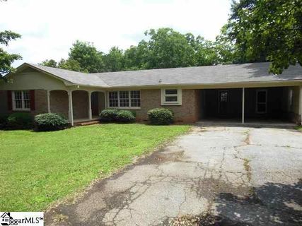 104 James Street sold home in Botany Park, Easley, SC