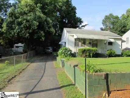 33 Orlando Avenue