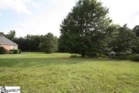 121 Shore View Court sold home in Waters Edge, Taylors, SC