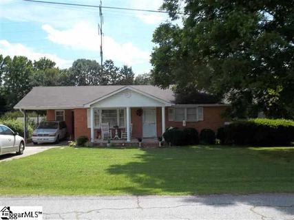 19 Fairlawn Circle