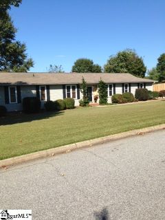 108 Carriage Lane sold home in Colonial Acres, Simpsonville, SC