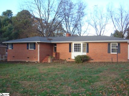 210 Ivy Drive