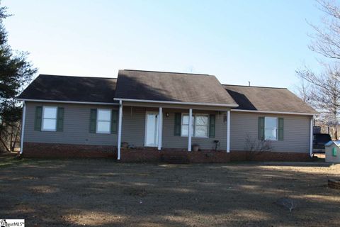 135 Scenic Avenue sold home in Skyline Estates, Campobello, SC