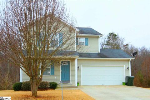 215 Kingscreek Drive