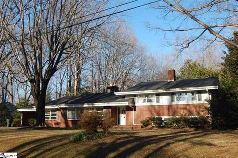 127 Lakecrest Drive sold home in Stone Lake Heights, Greenville, SC