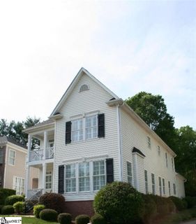 112 Chessington Lane