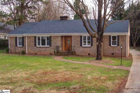124 Twin Lake Road sold home in Stone Lake Heights, Greenville, SC