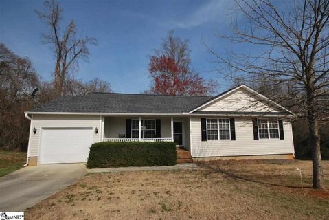 106 Mossy Oak Lane