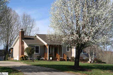 2630 Fews Bridge Road sold home in Lake Robinson Pointe, Greer, SC