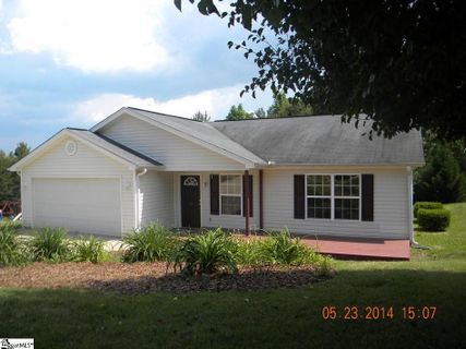 12 Sunset Mountain Court sold home in Mountain Crest, Travelers Rest, SC
