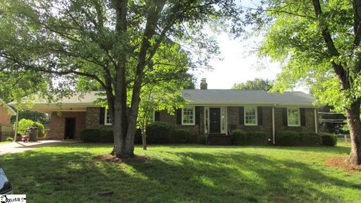 10 Queensbury Drive