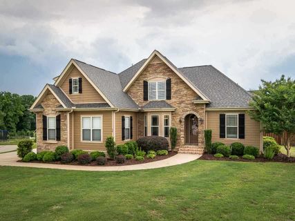 16 Azure Lane sold home in Robinson Landing, Greer, SC
