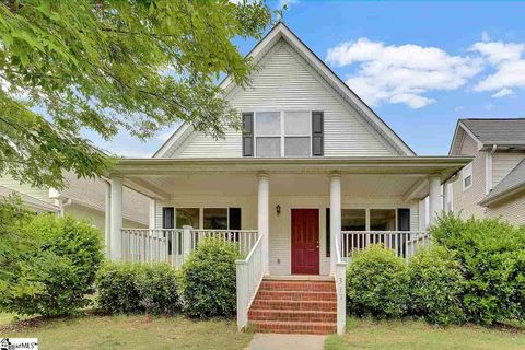 311 Woodlark Street
