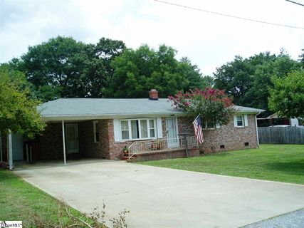 407 Rangeview Circle