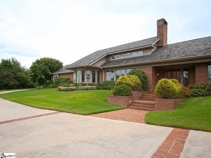 6 Darien Way