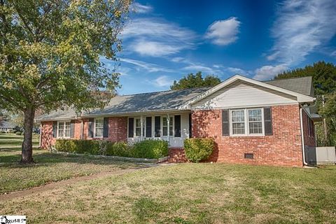 103 Lanceway Drive