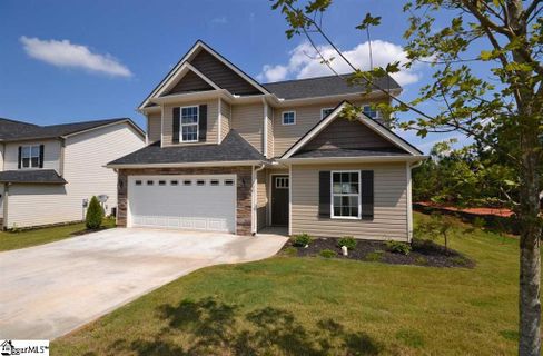 120 Gallant Lane