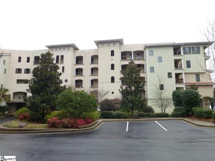 1209 E Washington Street Unit 302