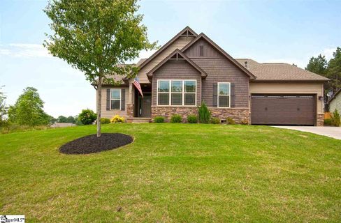 22 Pebblebrook Court