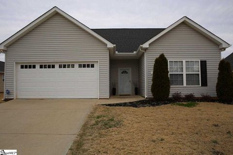109 Lauren Wood Circle sold home in Lauren Woods, Taylors, SC