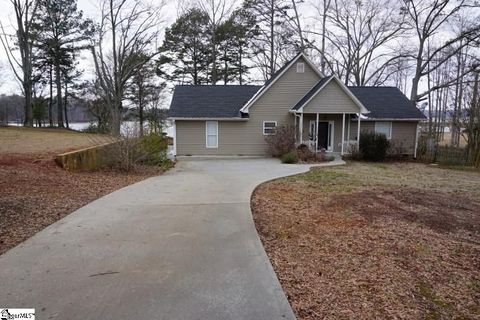 128 Dogwood Lane sold home in Lakewood, Townville, SC
