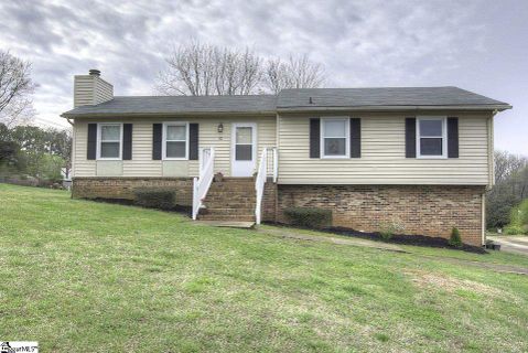 12 Foxtrot Court