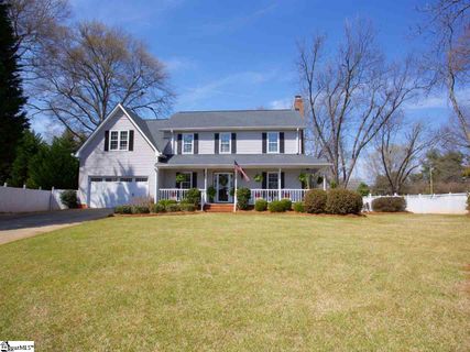 2 Fairoaks Court