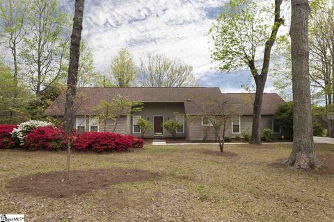 220 Crestwood Drive