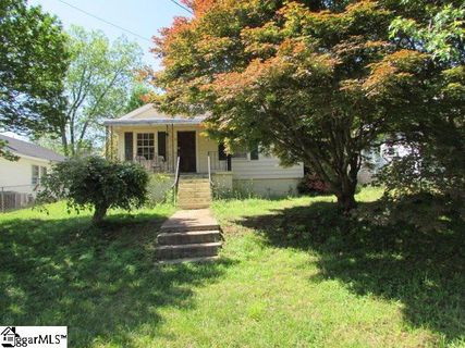 11 Highlawn Avenue