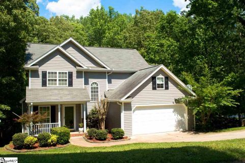 1204 Pineview Drive