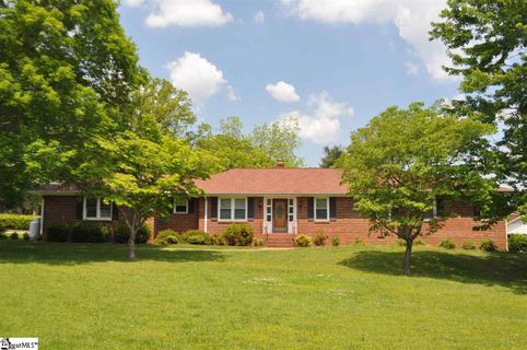 7 Fenwick Lane