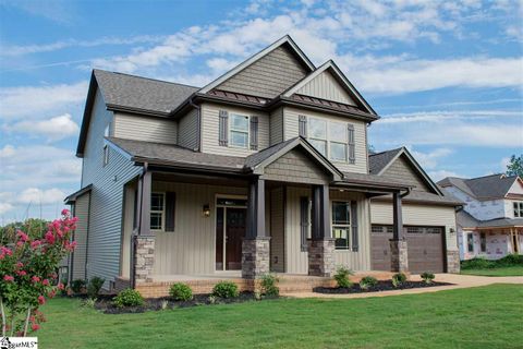 201 Pineknoll Circle Lot 39