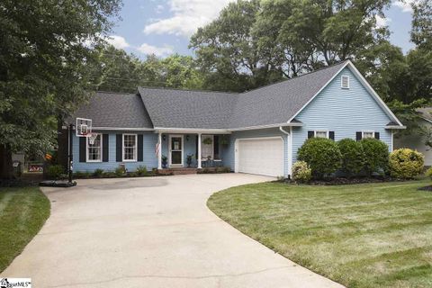 120 Bendingwood Circle