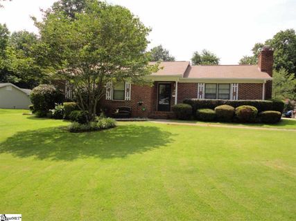 301 Hunters Trail