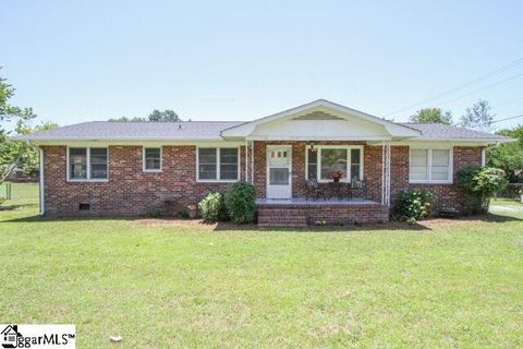 15 Gray Drive