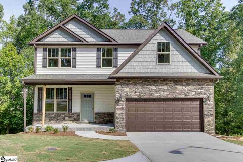 121 Cascade Drive