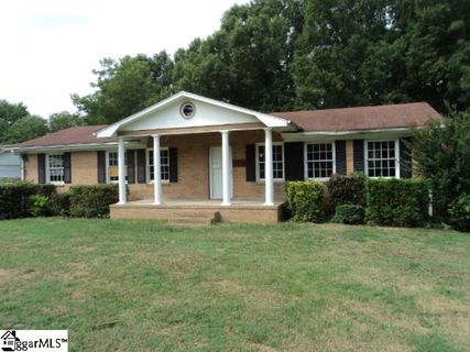 112 Fairlane Drive