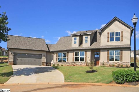 711 Austin Woods Court