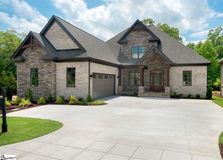 212 Garlington Oak Court